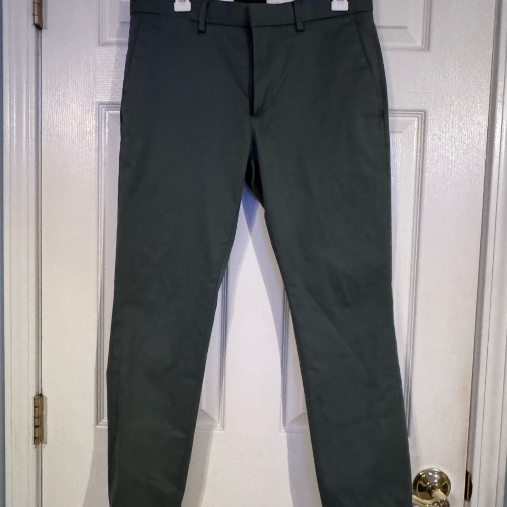 Banana Republic Men's Charcoal Chinos
